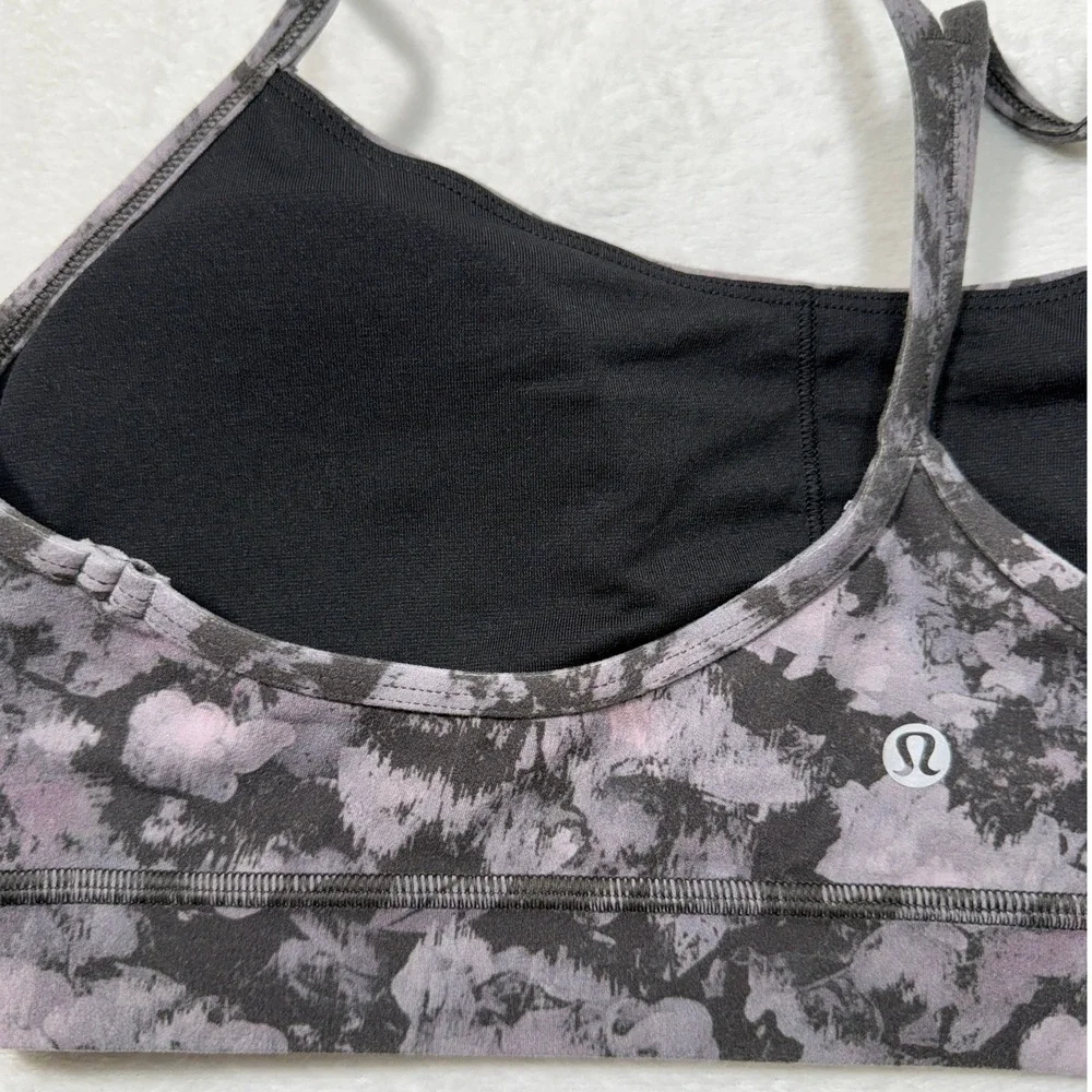 Lululemon Flow Y Bra Light Support Floral Black Grey Purple Yoga Sports Bra‎